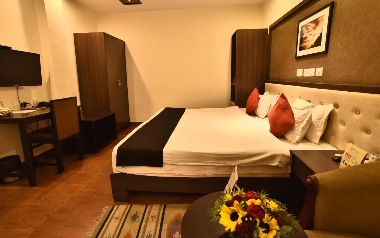 Casa Broadway-A Boutique Hotel كولكاتا المظهر الخارجي الصورة