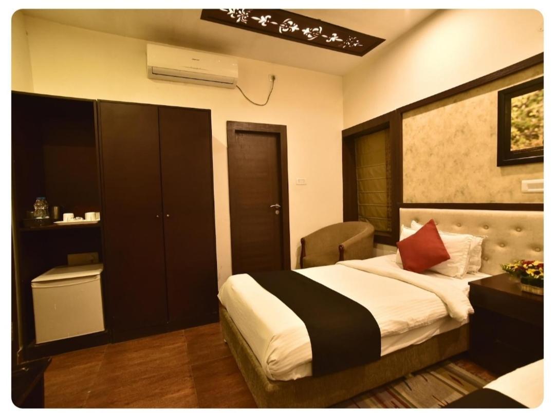 Casa Broadway-A Boutique Hotel كولكاتا المظهر الخارجي الصورة